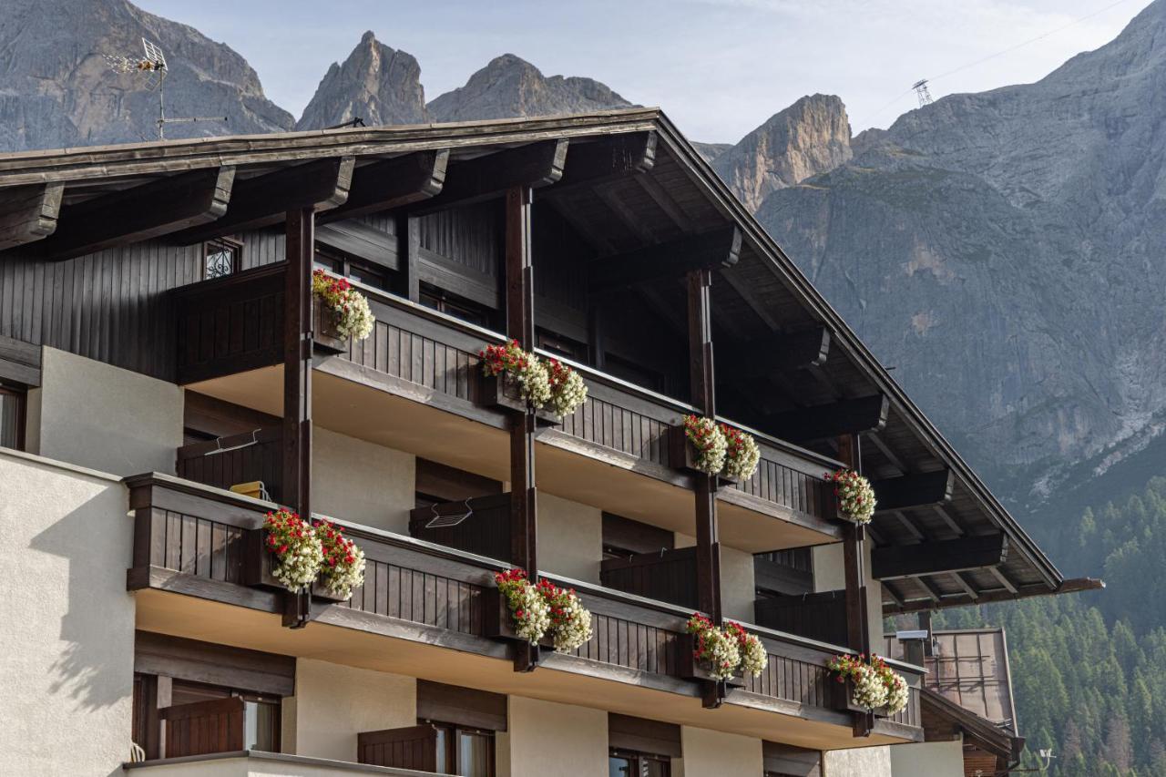 Hotel Panorama San Martino Di Castrozza Exterior foto
