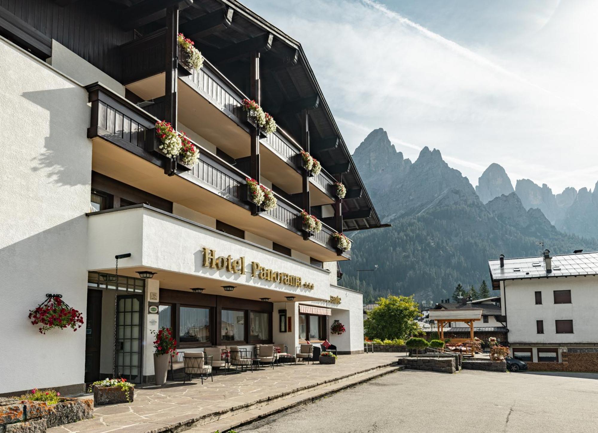 Hotel Panorama San Martino Di Castrozza Exterior foto